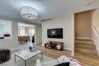 11895 Giles St in Las Vegas, NV - Building Photo - Building Photo