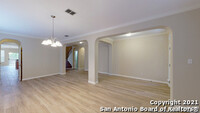 20511 Cliff Park Ln in San Antonio, TX - Foto de edificio - Building Photo