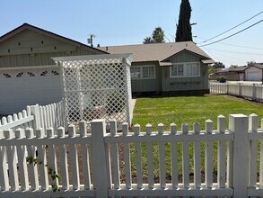 7700 Alcove Ave in Los Angeles, CA - Building Photo - Building Photo