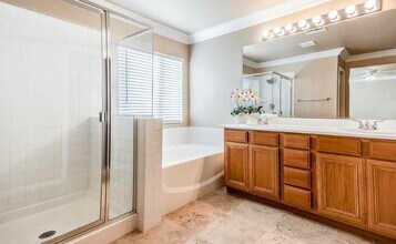 2416 Brockton Way in Henderson, NV - Building Photo - Building Photo