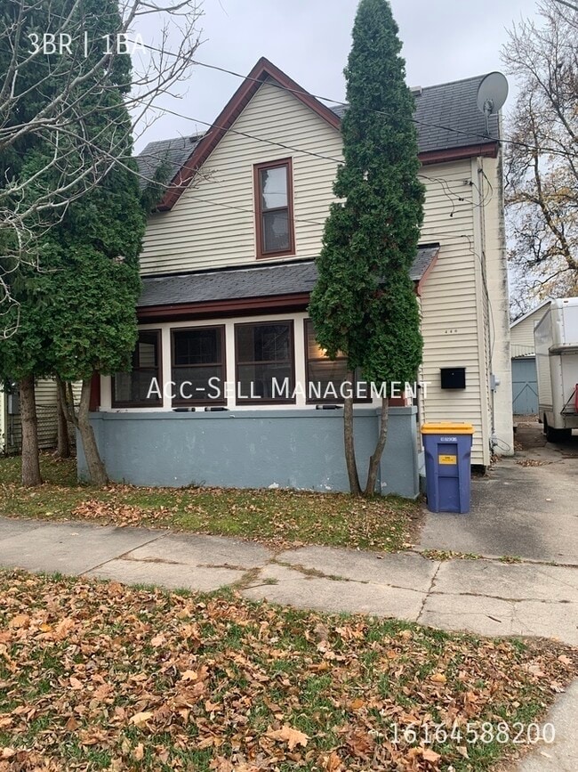 property at 440 Carrier St NE