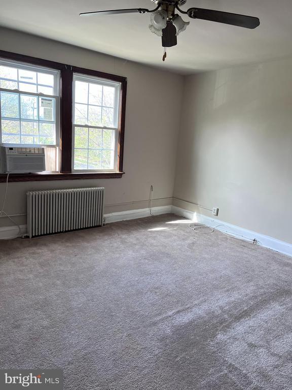 1806 C St SE in Washington, DC - Building Photo - Building Photo