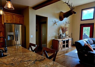 5340 Seabiscuit Dr in Helena, MT - Building Photo - Building Photo