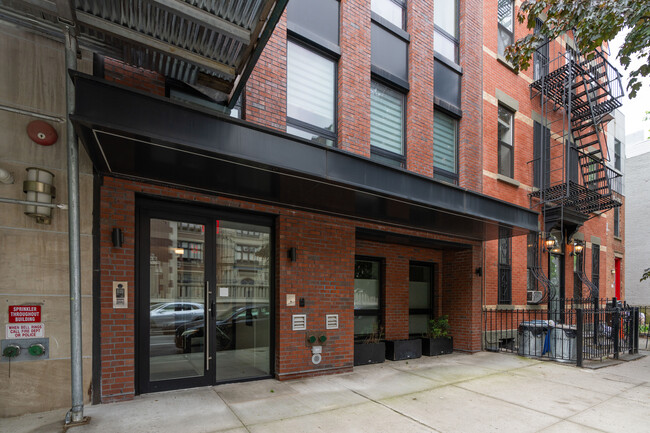 354 Baltic St in Brooklyn, NY - Foto de edificio - Building Photo