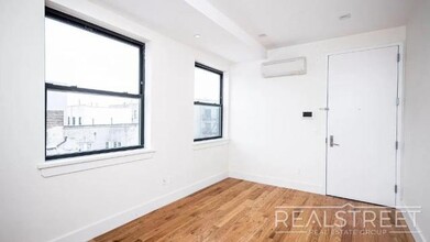 1526 Park Pl in Brooklyn, NY - Building Photo - Building Photo