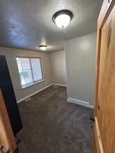5789 W Muirwood Dr in Herriman, UT - Foto de edificio - Building Photo