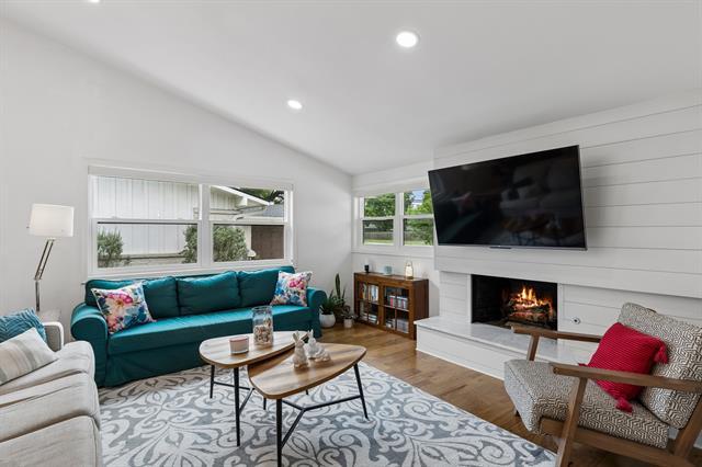 property at 1603 N Waterview Dr