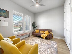 5910 Enclave Dr in Sachse, TX - Building Photo - Building Photo