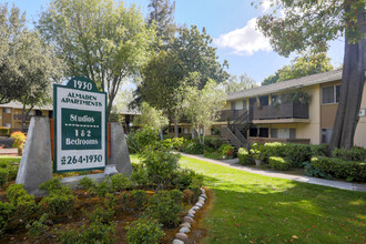 Almaden 1930 in San Jose, CA - Foto de edificio - Building Photo