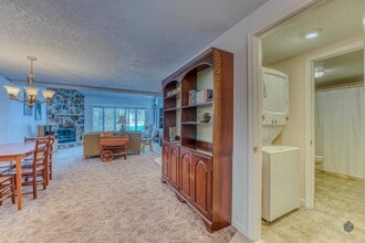 102 Longfellow Dr in Bethlehem, NH - Building Photo - Building Photo