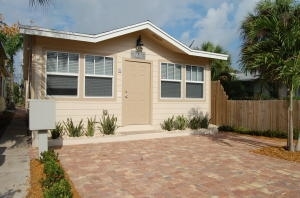 111 S L St in Lake Worth, FL - Building Photo