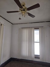 1045 N Monroe St in Decatur, IL - Building Photo - Building Photo
