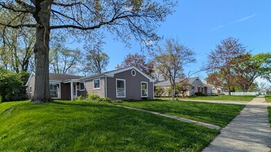 3021 Woodmont Dr in South Bend, IN - Building Photo - Building Photo