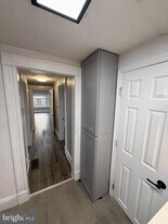 208 4th Ave in Baltimore, MD - Building Photo