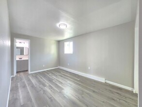 38502 Lemsford Ave in Palmdale, CA - Building Photo - Building Photo