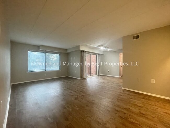 125 Clubhouse Dr SW in Leesburg, VA - Building Photo - Building Photo