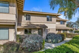 1845 Huron Dr in Ventura, CA - Building Photo