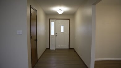 1700 Spruce Hill Dr in Belleville, IL - Building Photo - Building Photo