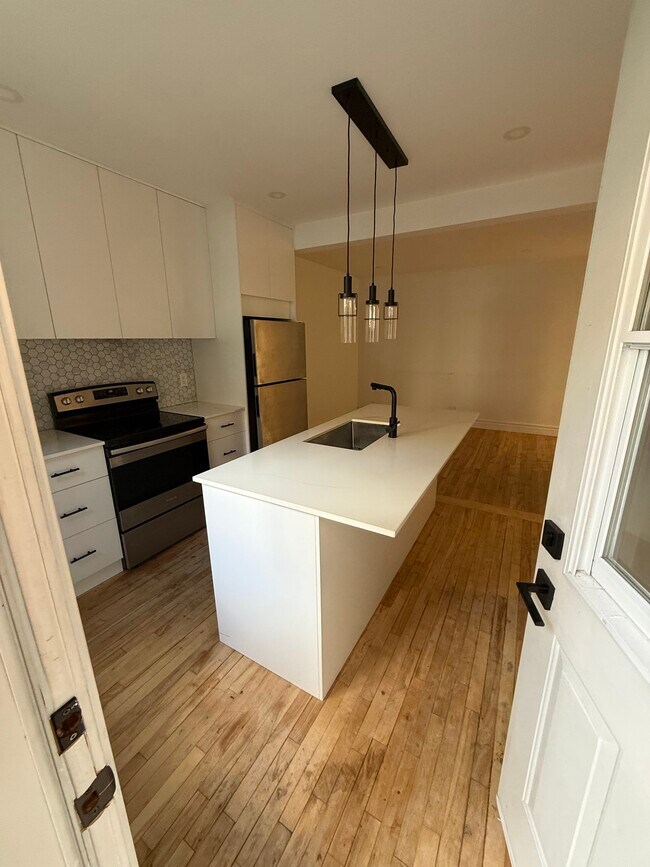 689 Woodland Rue in Verdun, QC - Building Photo - Building Photo