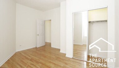 4242 N Sheridan Rd, Unit 102 in Chicago, IL - Building Photo - Building Photo