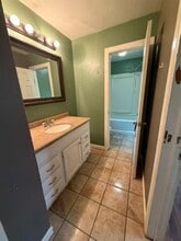 803 Cedar St in Perry, OK - Building Photo - Building Photo