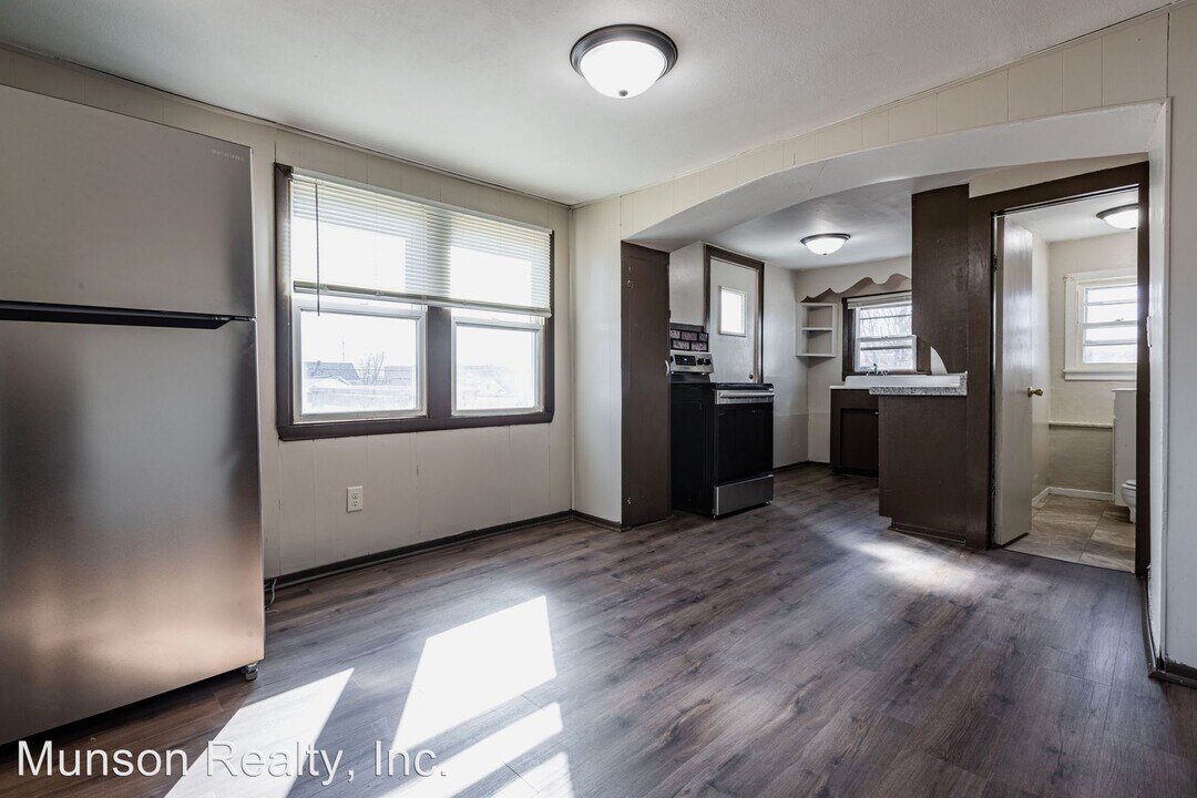 936 Redfield St in La crosse, WI - Building Photo
