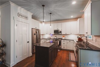 900 Eagle Pl in Hopewell, VA - Building Photo - Building Photo