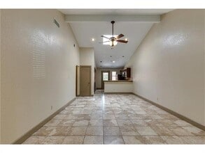 2921 Clover Ln in Euless, TX - Building Photo - Building Photo