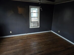 1218 Delaware in Perry, OK - Building Photo - Building Photo