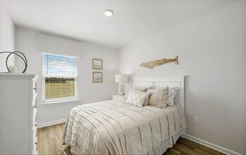 1728 Jakes Dr in Panama City, FL - Building Photo - Building Photo