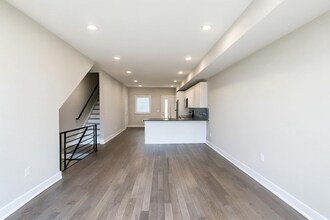 1407-9 N 8th St in Philadelphia, PA - Building Photo - Building Photo