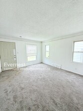 19176 Revere St in Detroit, MI - Building Photo - Building Photo