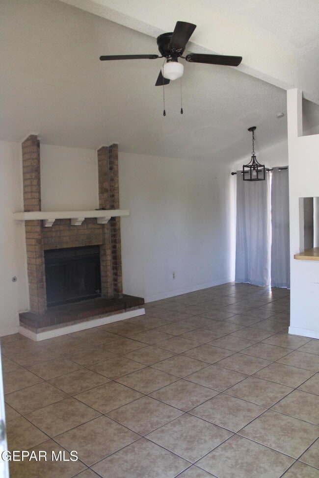 1582 Diego Rivera Dr in El Paso, TX - Building Photo - Building Photo