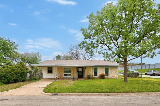 property at 2713 Friar Tuck Ln