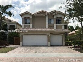 11142 NW 72nd Terrace in Doral, FL - Building Photo
