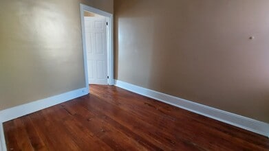 2503 N Garnet St in Philadelphia, PA - Building Photo - Building Photo