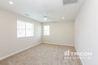 31615 Willowood Way in Menifee, CA - Building Photo - Building Photo
