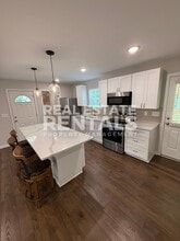 2871 Johnson Rd in Gadsden, AL - Building Photo - Building Photo