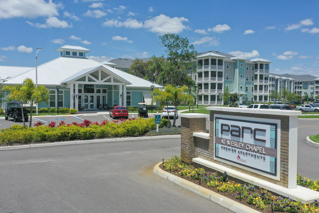 Parc at Wesley Chapel in Wesley Chapel, FL - Building Photo