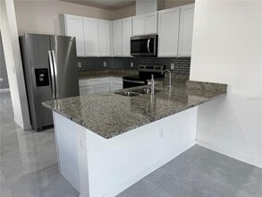 4855 Cranberry Wy in Lakeland, FL - Building Photo - Building Photo