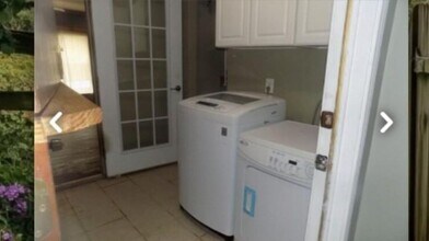 209 Oak Crest Ln in Georgetown, TX - Building Photo - Building Photo