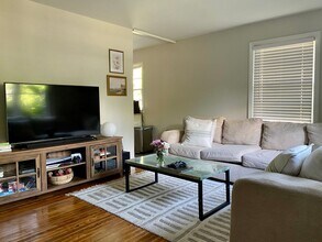 110 Templeton St in Cary, NC - Building Photo - Building Photo