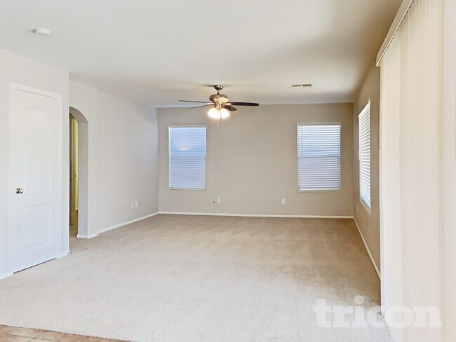 42026 Colby Dr in Maricopa, AZ - Building Photo - Building Photo