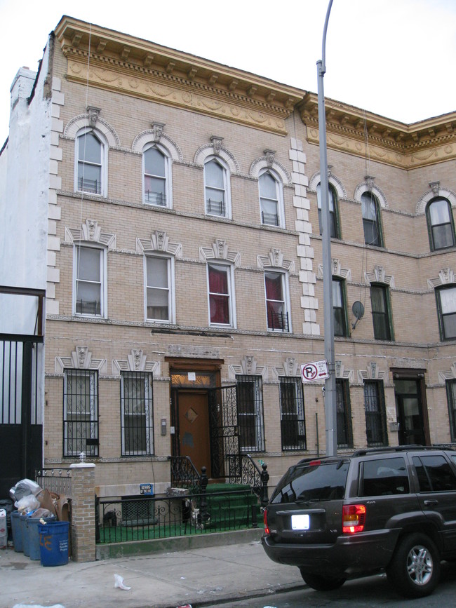 381 Sumpter St in Brooklyn, NY - Building Photo - Building Photo