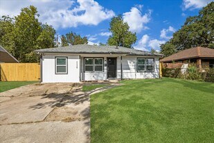 5139 Enyart St in Houston, TX - Building Photo
