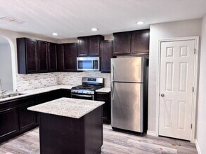 158 Osprey Haven in San Antonio, TX - Building Photo - Building Photo