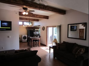 530 Harney St in Custer, SD - Building Photo - Building Photo