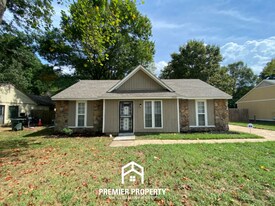 4048 Naylor Rd in Memphis, TN - Building Photo