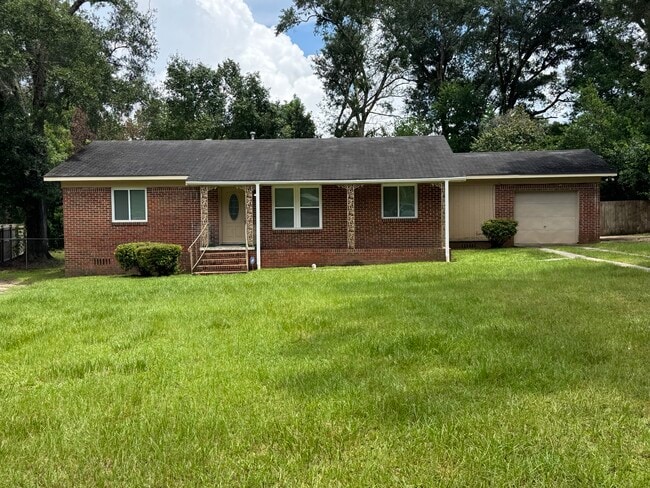 property at 727 E Salvia St