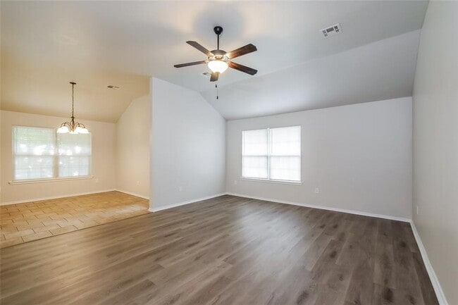 1338 Selborne Pl in Yukon, OK - Building Photo - Building Photo